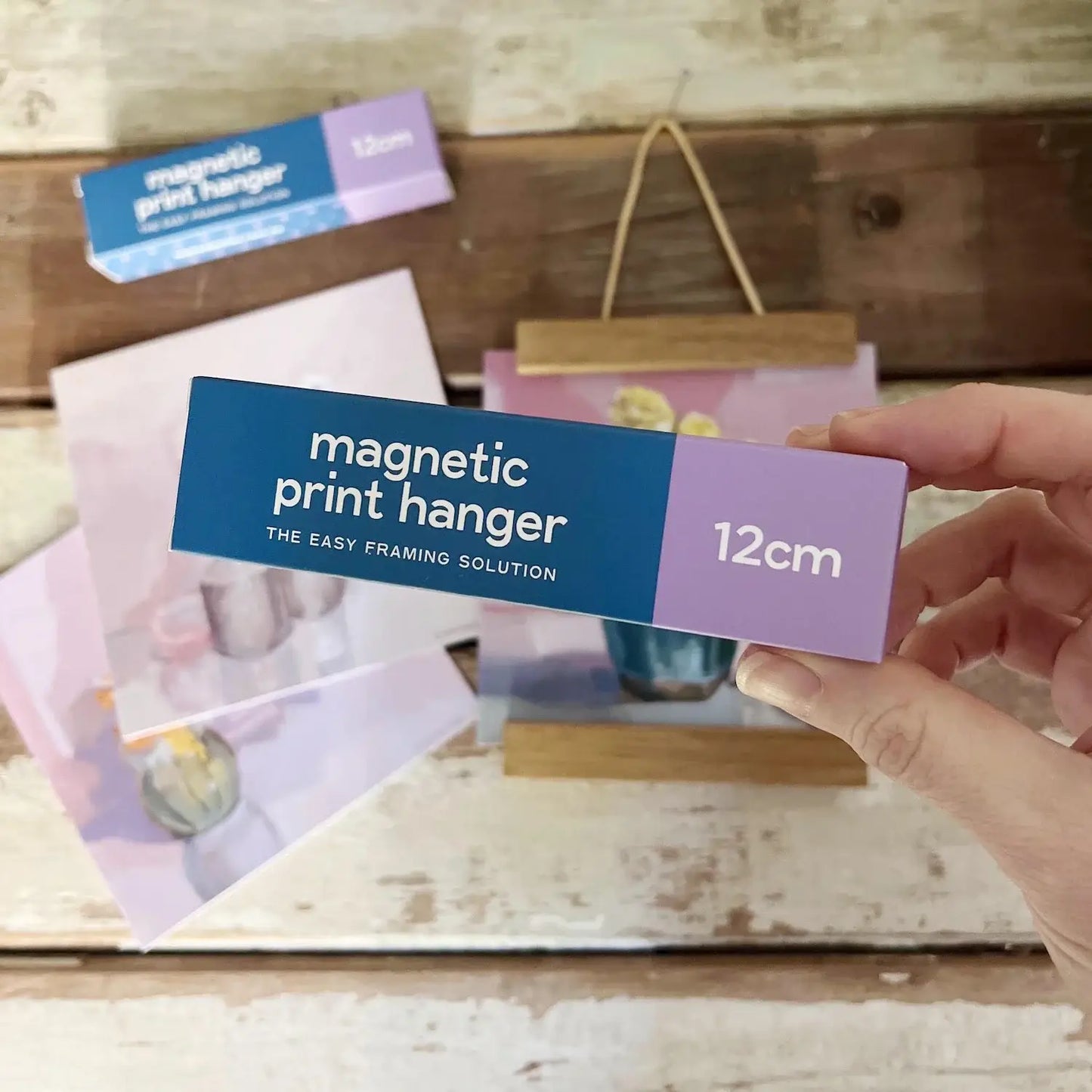 12cm Magnetic Print Hanger Frame