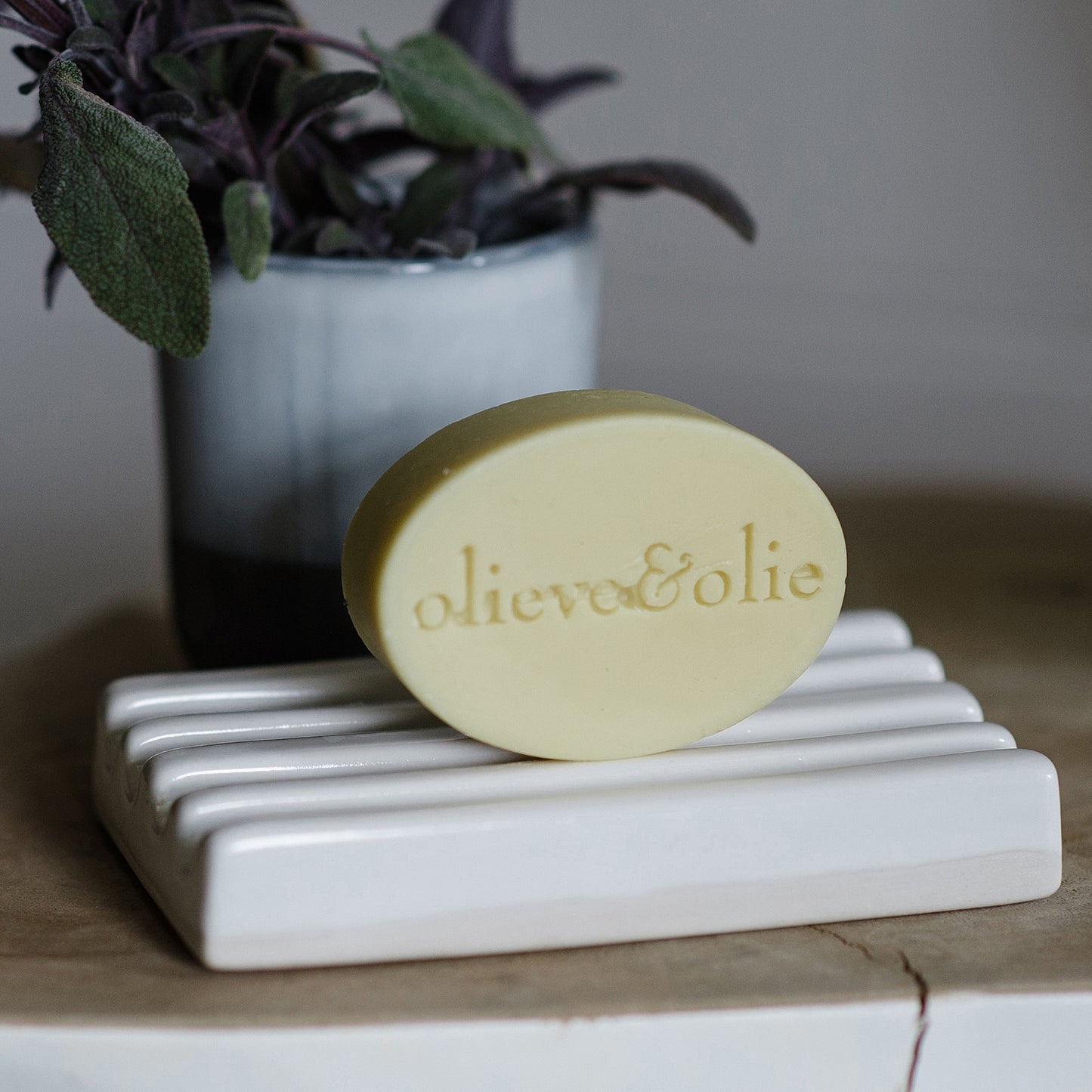 Our beautifully packaged solid body oil bar is a mess-free alternative to body oil. The amazing combination of aromas will mesmerize and the natural ingredients will nourish and sooth you skin.