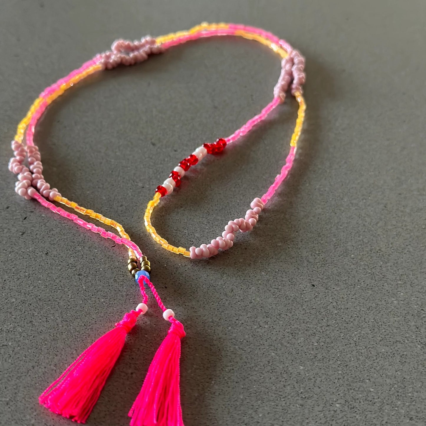 Pleats Necklace🌸 - FLURO PINK