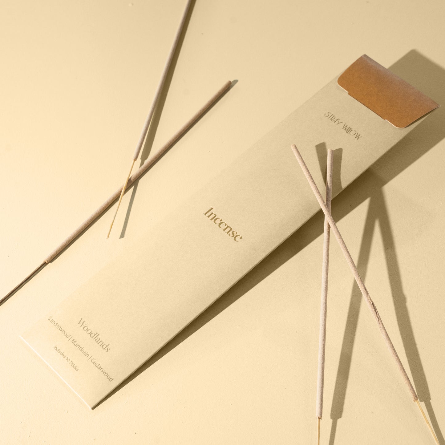 Our Woodlands Incense Sticks provide you with a beautiful aroma that will transport you to a peaceful night by the camp fire. They are made using natural wood powder hosting essential oils of mandarin, sandalwood + cedarwood, a grounding scent that allows you to truly unwind. Essential Oil Blend: Sandalwood + Mandarin + Cedarwood