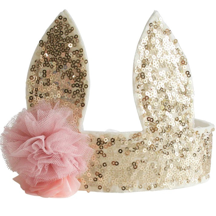 A sparkly sequin adjustable bunny crown for playtime.  Bright sequins and felt with linen backing.  Ribbon ties.