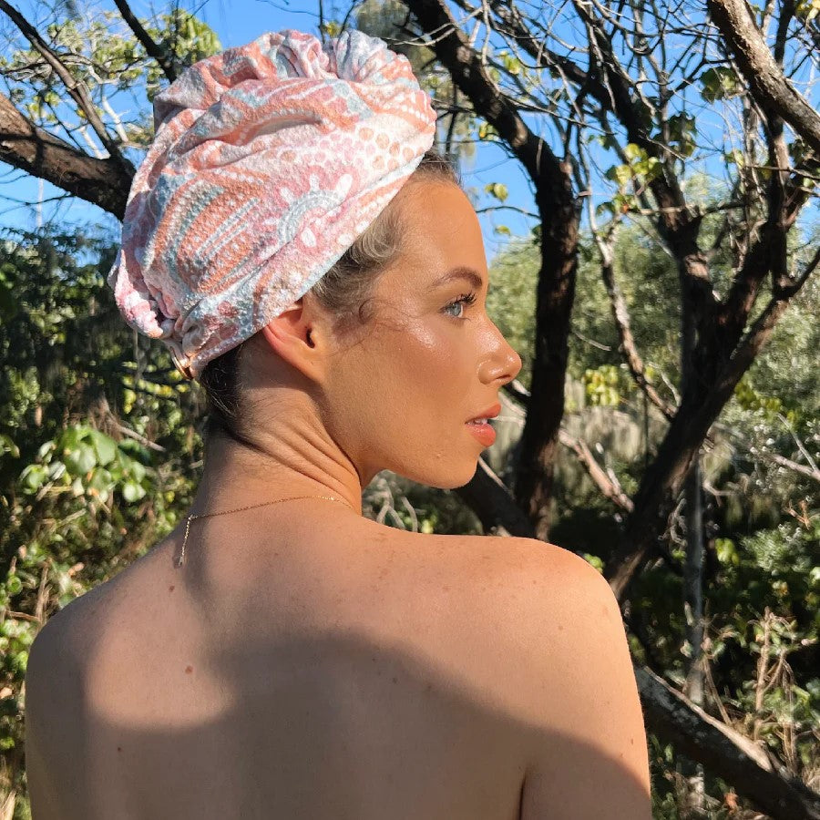 Our revolutionary fabric now comes in the form of a Quick Dry Hair Wrap!  Quick Dry. Dry your hair 50% quicker, with our fast-absorbing, waffle weave fabric!  Less Frizz. Reduces friction and helps your hair to dry smoother.   Lightweight. No strain on your head and the hair turban rolls up tiny for travelling. 