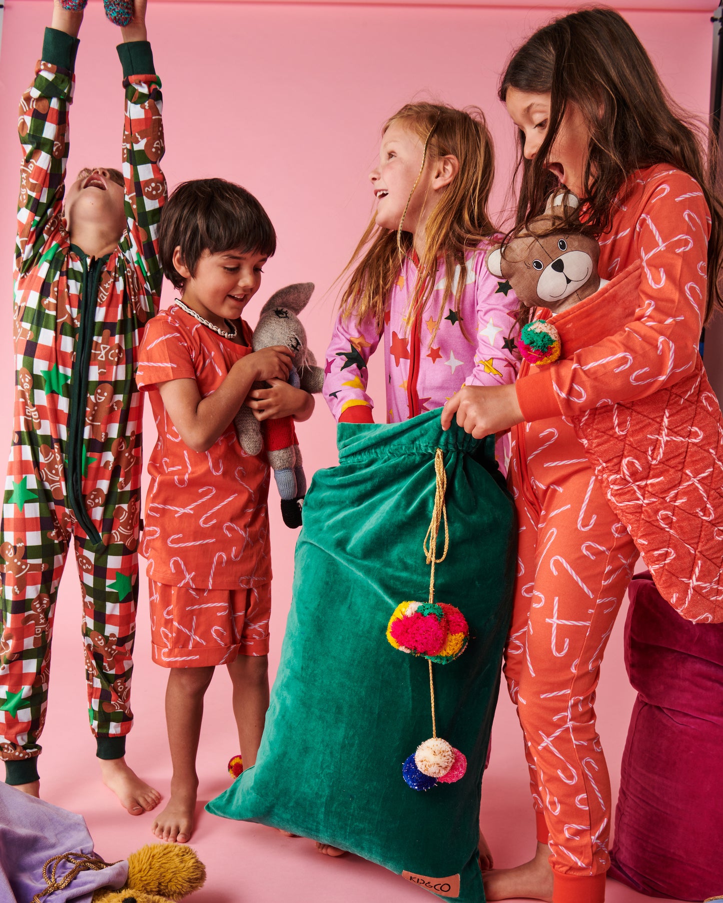 Stash your Christmas goodies in our 100% cotton velvet signature Santa sacks! 100% cotton velvet with multicoloured pom pom drawstring.