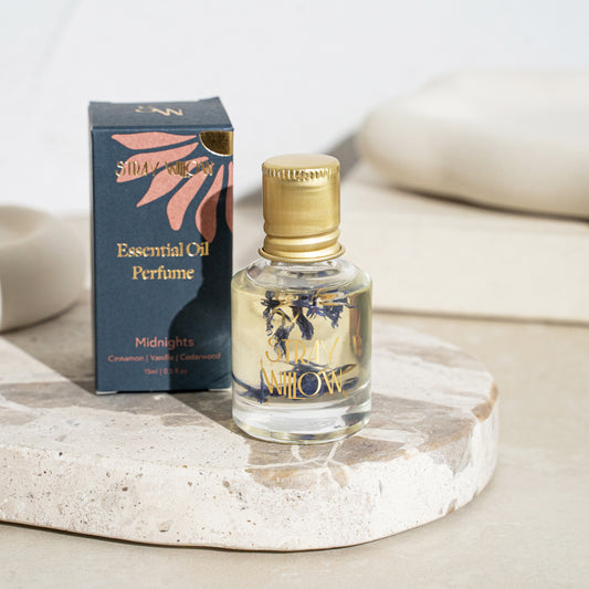 Our 100% natural essential oil perfume roller is designed to help you take a moment in your day to delight your senses.