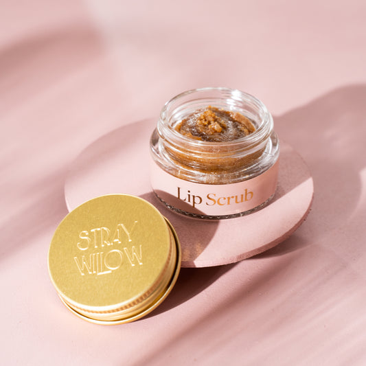 Remove dry, flakey skin with our Lip Scrub.  A sweet sugar sensation, infused with nourishing Vitamin E, helping to restore and hydrate while increasing blood circulation, which leaves lips looking plump and full of life.