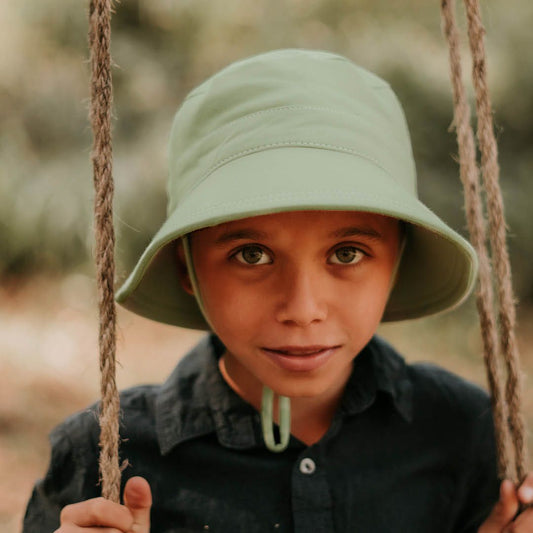 Made with super-stretchy and lightweight cotton jersey that keeps kids heads cool under the hot Australian conditions rated UPF50+ excellent protection. The classic styling of our Bucket hat is built for comfort and has a fit that is second to none.