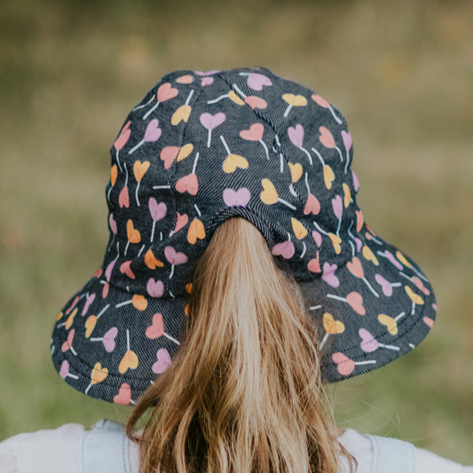 Bucket Hats feature a clever little ponytail slit to keep hot hair off little necks! Made with super-stretchy and lightweight cotton jersey that keeps kids heads cool under the hot Australian conditions with UPF50+ excellent protection.