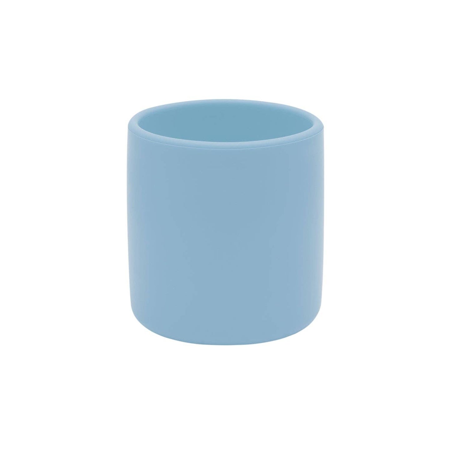 Our ergonomically designed silicone Grip Cup is the perfect companion to evolve with your little ones as they progress from bottle or sippy cup to big-kid cup. Its soft-to-touch finish helps small toddler hands with the perfect grip and prevents those spills that can upset littlies.Powder Blue colour