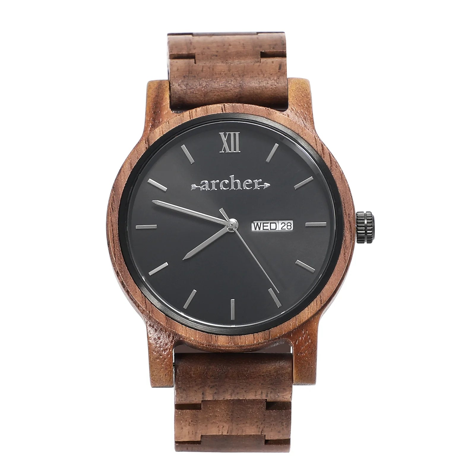 A wrist essential combining natural walnut wood, a stainless steel backplate and strong sapphire coated glass. The Nomad is crafted with a reliable Miyota movement and designed to truly impress. 