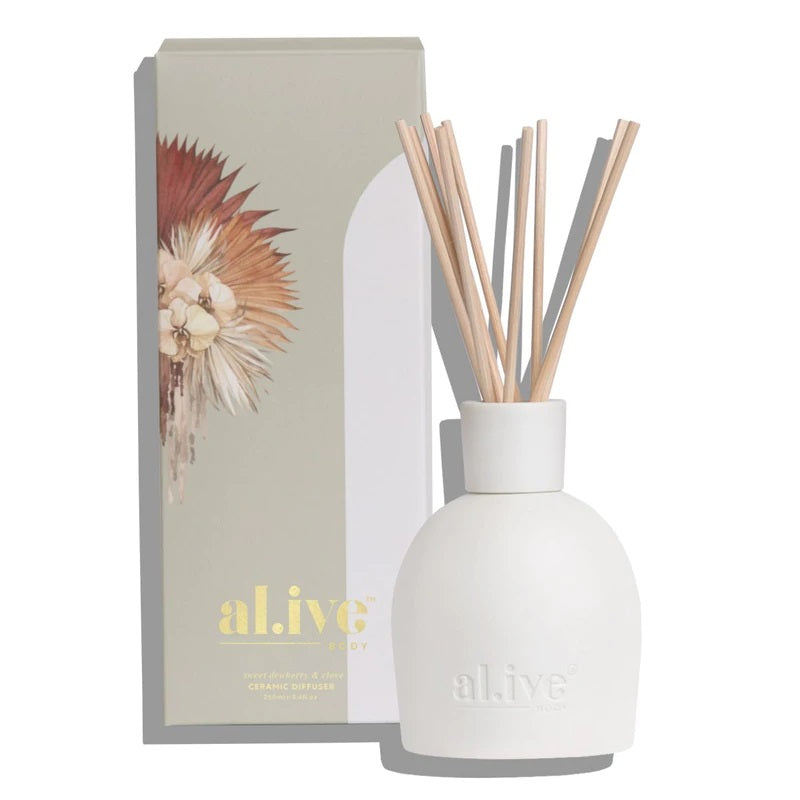 Sweet Dewberry and Clove Diffuser